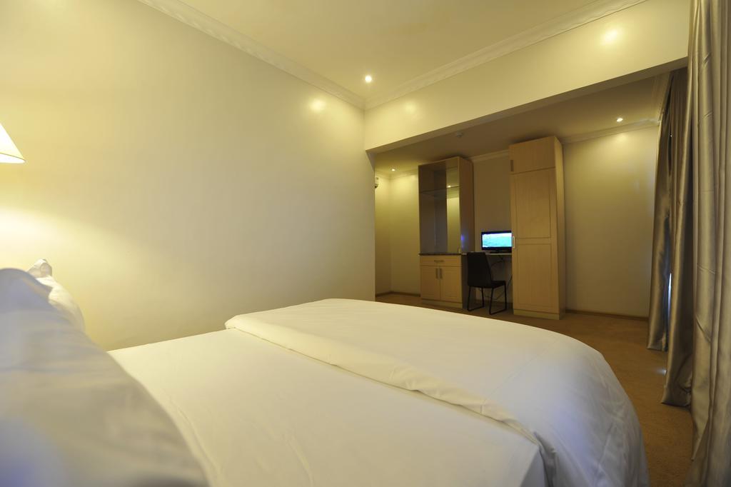 Gloria Hotel Kigali Exterior photo