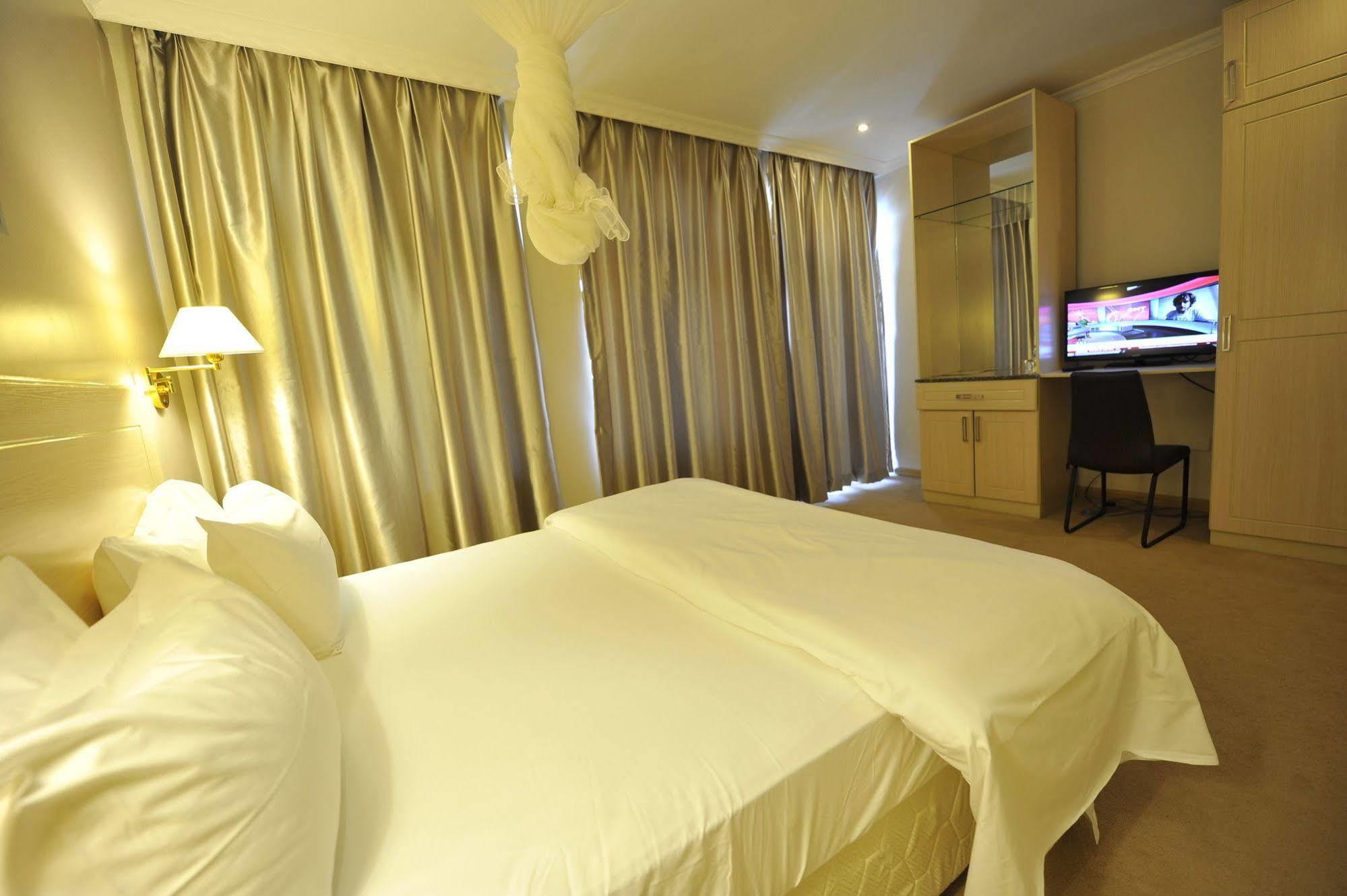 Gloria Hotel Kigali Exterior photo